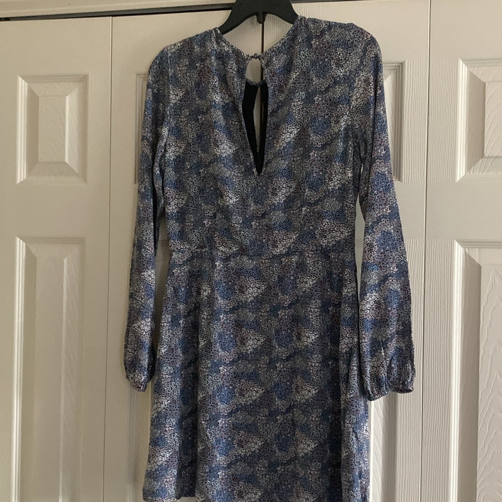 Abercrombie & Fitch FLORAL DRESS - Picture 2 of 11